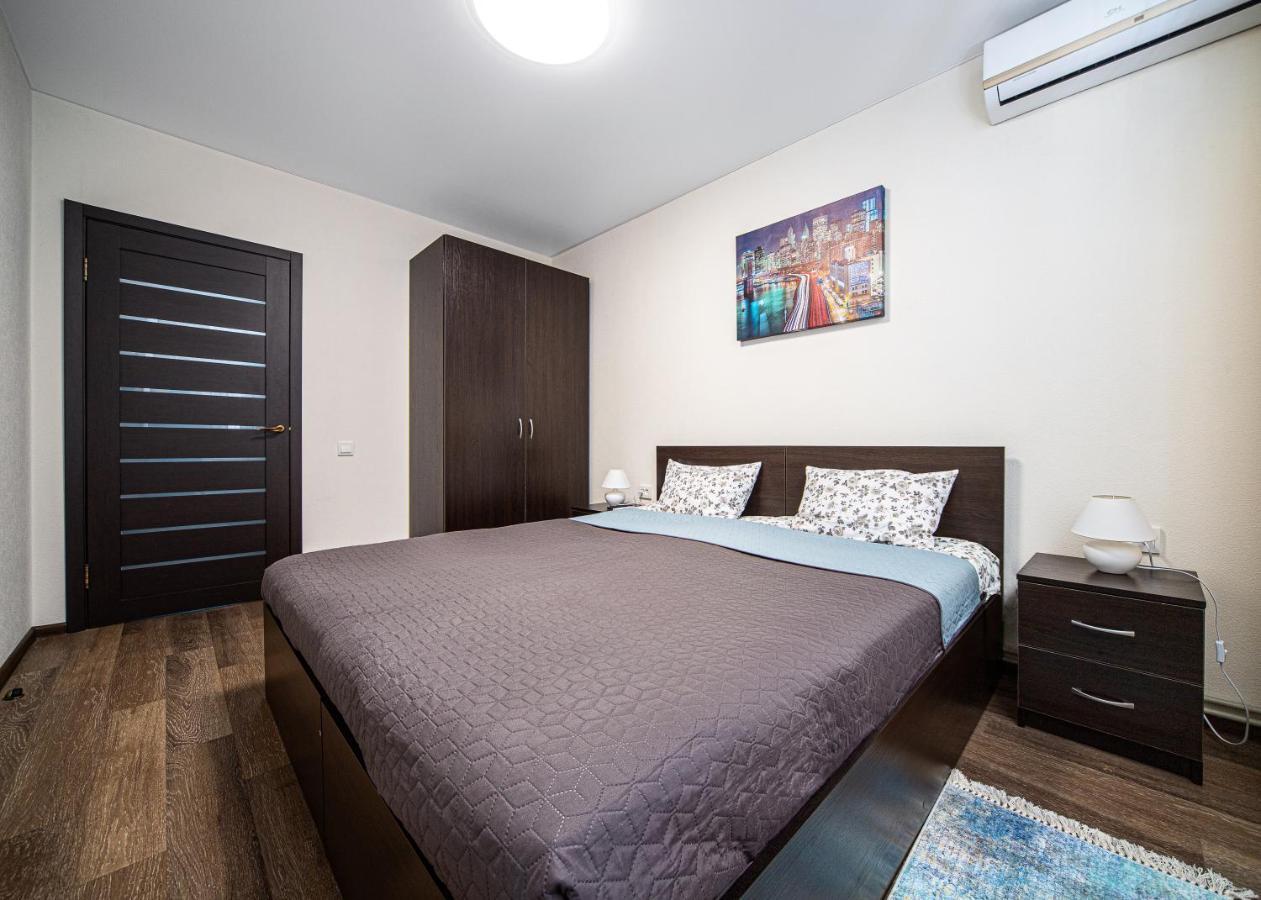 Central Park Apartment Lviv Dış mekan fotoğraf