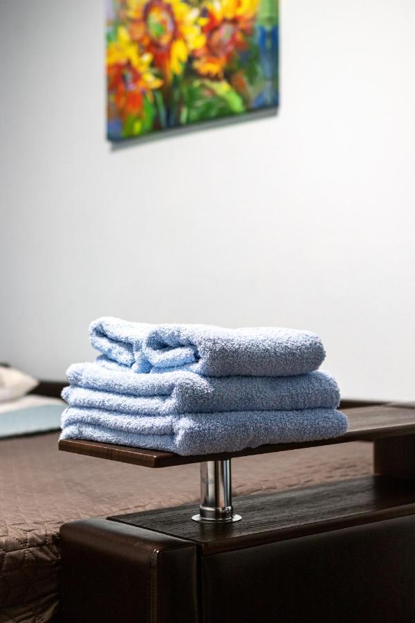 Central Park Apartment Lviv Dış mekan fotoğraf